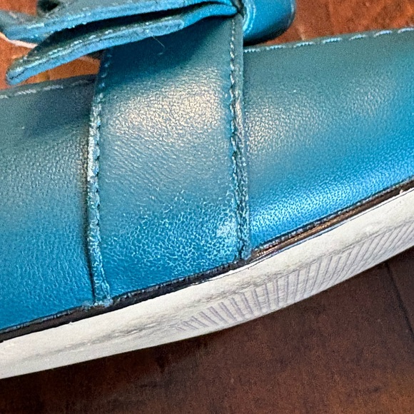 Talbot’s Women's Leather Loafers in Beautiful Teal Size 8-1/2M - Picture 7 of 15